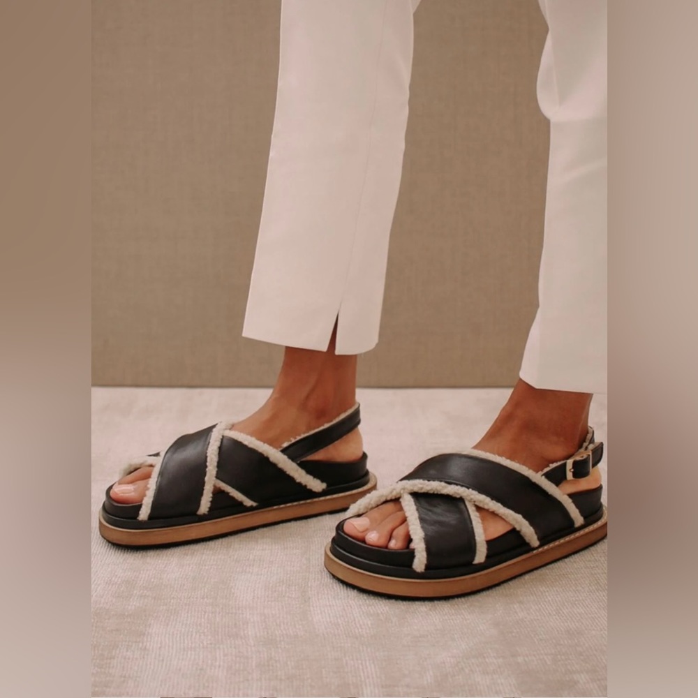 Alohas - Marshmallow - Black Leather and Shearling Sandals